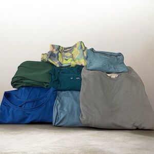 Athleta Blue and Green Activewear Set